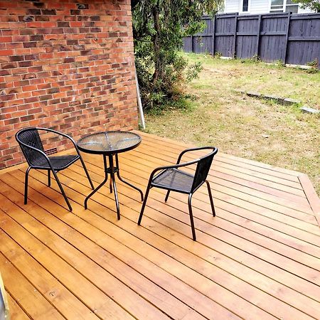 Separate Entry Guest Room With Private Bathroom In Forrest Hill Auckland Exterior photo
